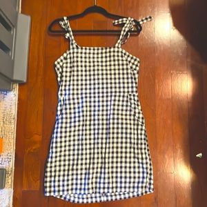 Express Gingham Casual Navy Blue & White Dress with Bow & Tie Straps &  pockets